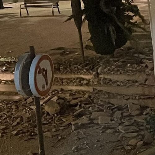 Un fuerte terremoto de intensidad 5 sacude Granada de madrugada y causa daños materiales