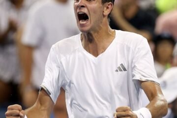 Jódar remonta un 1-5, anula 2 bolas de partido ante Shapovalov y avanza en Cincinnati