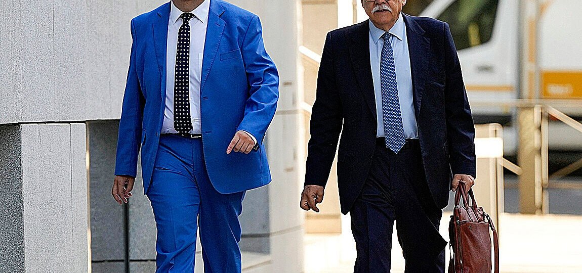 El ex jefe de Gabinete de Sánchez recurrirá contra la UCO por incautarse de su teléfono «sin autorización»