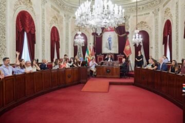 El 85% de los municipios suspende en transparencia