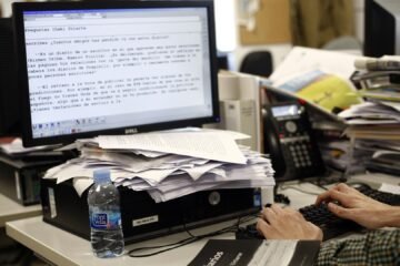 La facturación empresarial se dispara un 8,9% impulsada por el comercio y registra su mayor aumento en más de un año