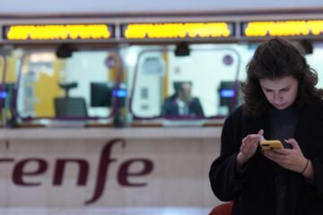 Un robo de cable provoca retrasos en la alta velocidad entre Madrid y Barcelona en plena vuelta de las vacaciones