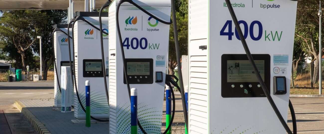Los usuarios de Electromaps podrán usar la «app» para recargar directamente sus coches eléctricos en los puntos de recarga de Iberdrola | bp pulse de Portugal