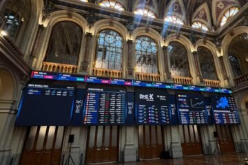 La crisis de deuda impide retomar el pulso alcista a los índices