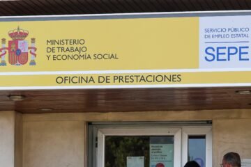 El paro se incrementa en julio por primera vez desde 2022 y la afiliación crece solo por los extranjeros y el pluriempleo