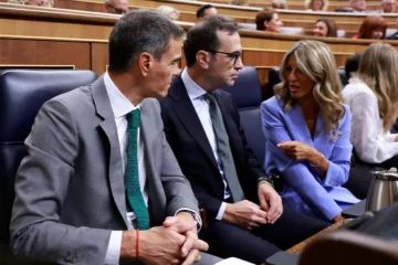 Una imputación al PSOE, el revés que ya rebaja Pedro Sánchez