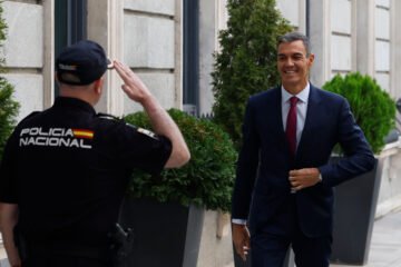 Sánchez arranca la campaña electoral de «las dos Españas»