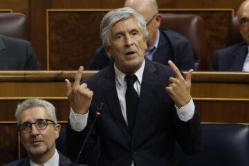 Marlaska asegura que tras la avalancha migratoria en Ceuta se han movilizado más de 1.600 efectivos