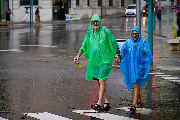 Lluvias, viento y oleaje ponen en alerta a Cataluña, Baleares y Comunidad Valenciana