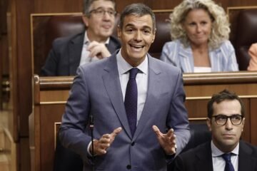 El PP urge a Sánchez a desvelar si ha hablado con el Rey de Marruecos y el presidente guarda silencio