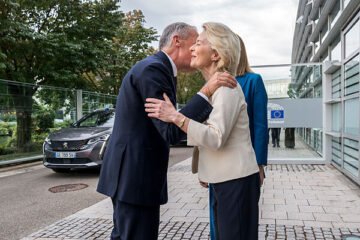 Carney acepta la invitación de Von der Leyen para que Canadá se convierta en el primer miembro asociado de la UE:  «Sería un faro para otras democracias»