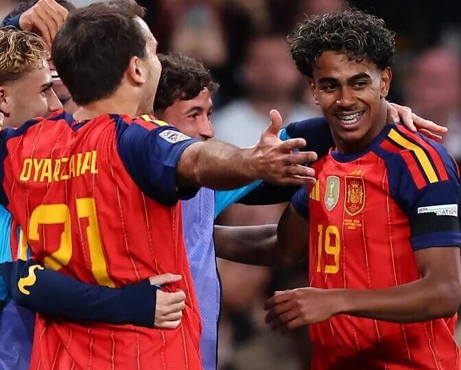 España sigue aquí: estrena su título mundial con una victoria de prestigio en Wembley frente a Inglaterra