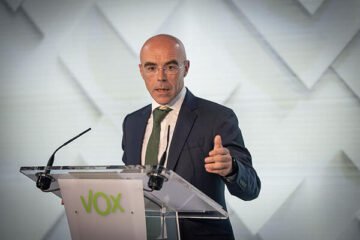 Vox exige responsabilidades a Sánchez y Puente tras el robo de 150 millones de datos en el hackeo a las webs de Adif y Renfe