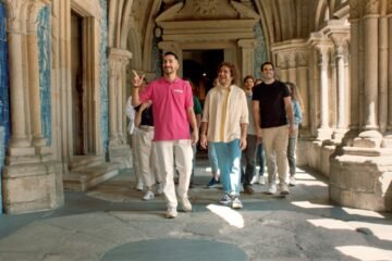 El comprador digital apura hasta 11 días antes para reservar sus viajes, frente al mes de antelación de las agencias