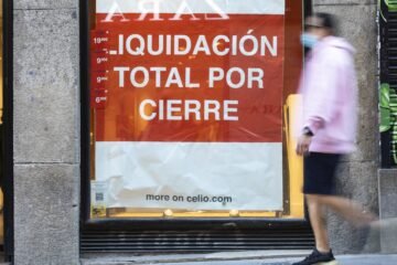 El comercio se desangra: los afiliados del sector caen por debajo de los 650.000 por primera vez este siglo