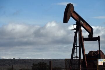 La guerra encarece lo que escasea: petróleo, gas y un invierno más difícil