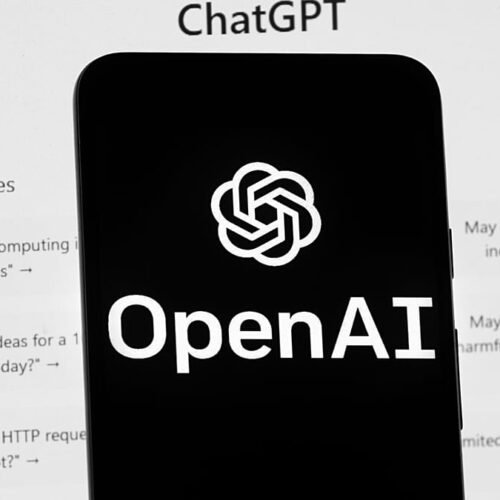 El FBI detiene a un empleado saudí de OpenAI por presunta colocación de dispositivo de grabación