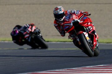 Márquez se lleva el sprint ante un Martín que consigue la pole en Motegi