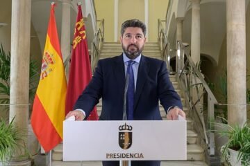 López Miras sobre el adelanto electoral: «Es la oportunidad para poner fin al maltrato y al castigo»