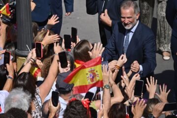 El Rey sobrevive al sanchismo