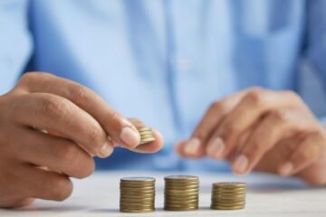 Los expertos en fiscalidad coinciden: «Todo el mundo debería revisar  si opta al Ingreso Mínimo Vital porque están pagando más; en 2027 subirá un 1,14%»