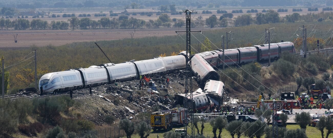 De envidia global al caos en 8 años: un apagón y dos tragedias ferroviarias