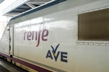 La Comisión Europea exigió a España en 2023 renovar la línea de AVE Madrid-Sevilla tras calificarla como «obsoleta»