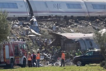 Ferrocarril: Una red descarrilada que suma accidentes y hasta trenes en llamas