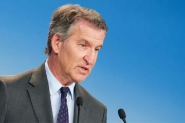 Feijóo alerta de la pérdida de competitividad de España y pide bajar impuestos para atraer inversión